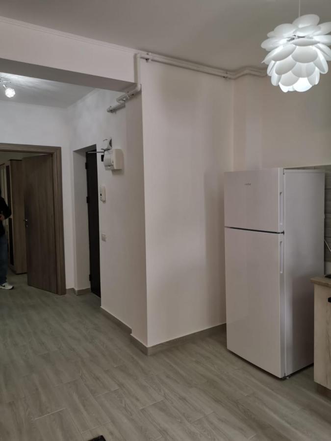 Apartament Kazeboo Mamaia Apartment นาโวดาริ ภายนอก รูปภาพ